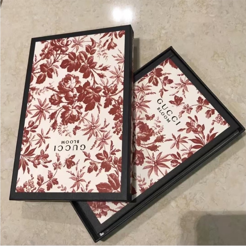 Gucci perfume gift Bloom Floral note book and box